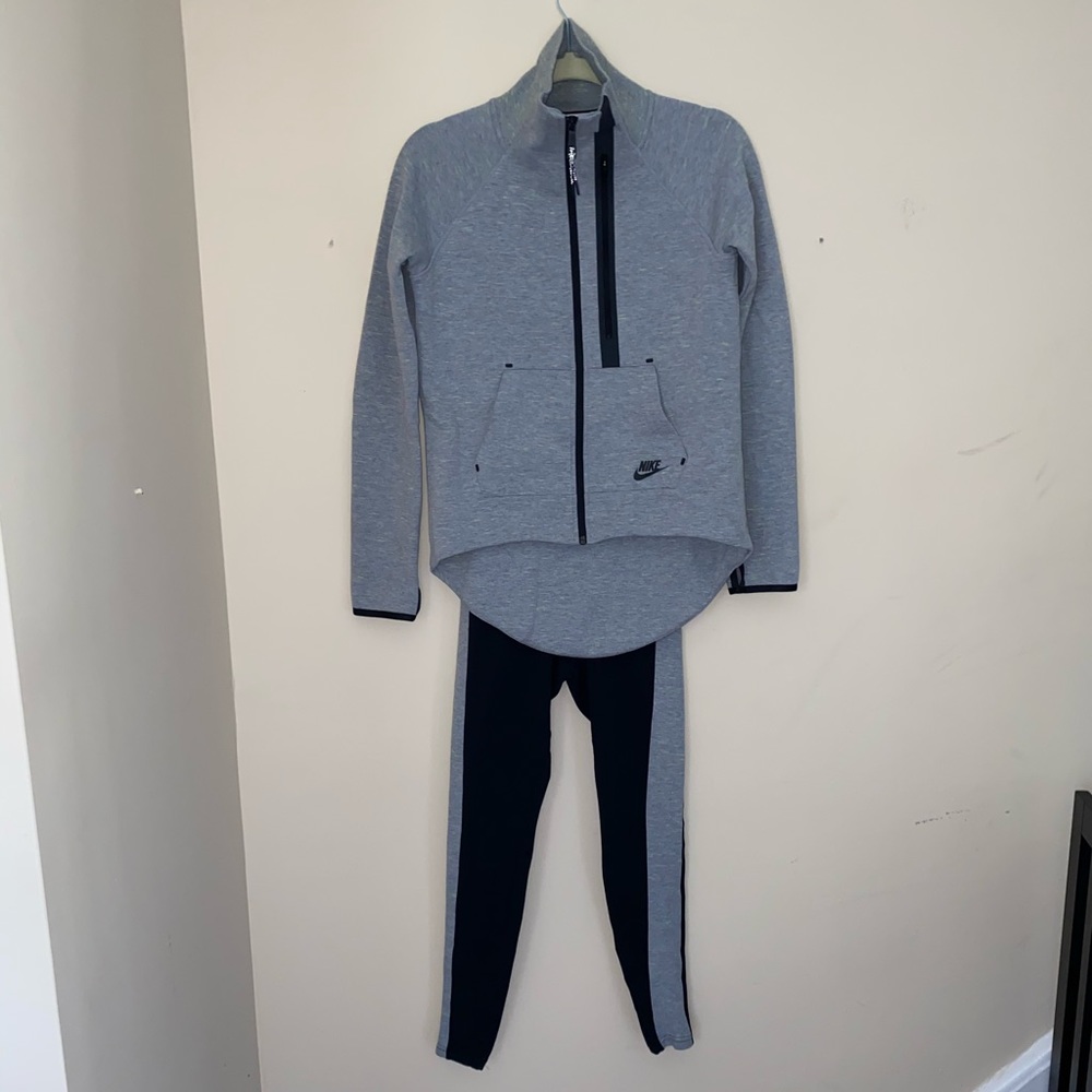 Nike two piece set